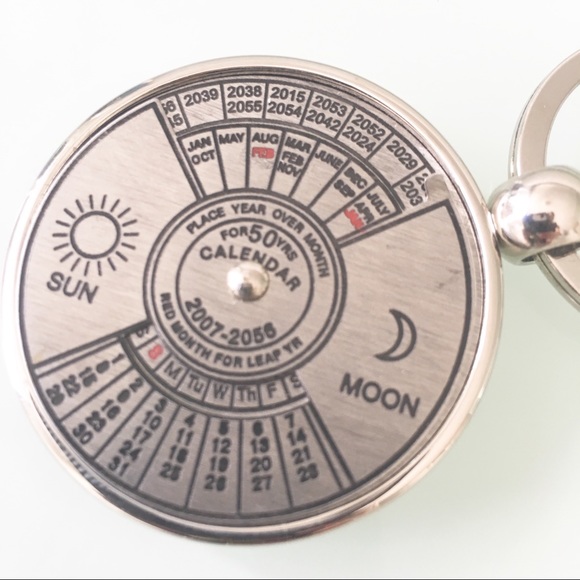 50 Year Perpetual Calendar Keychain - Picture 8 of 8
